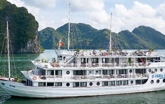 3 Nights Ha Noi with 1N Cruise Stay (HANC-04)