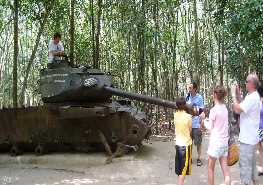 2 Nights Saigon with Cu Chi Tunnel (SGNC-02)